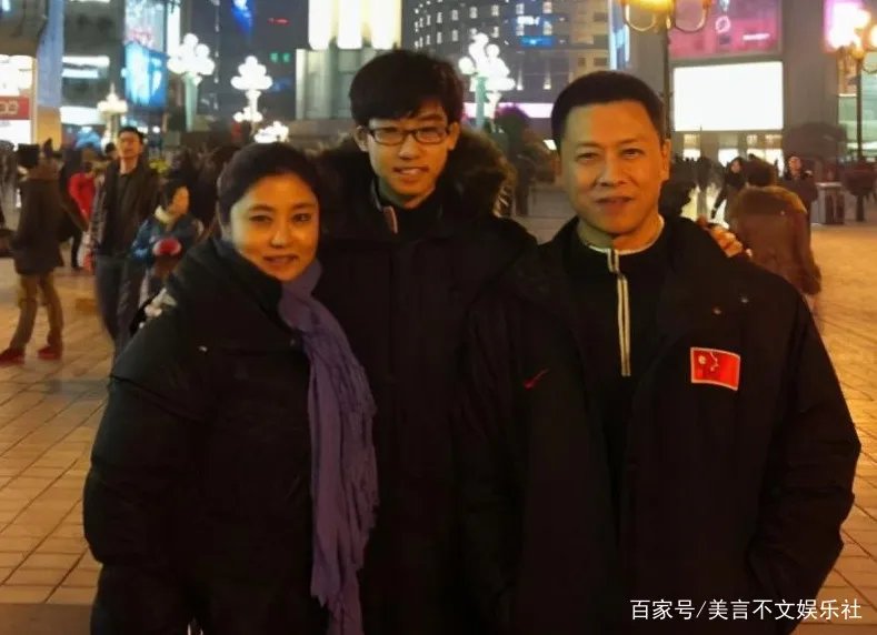 胡亚捷离婚经历