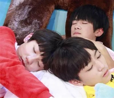 YHboys与TFboys你更喜欢那个组合？