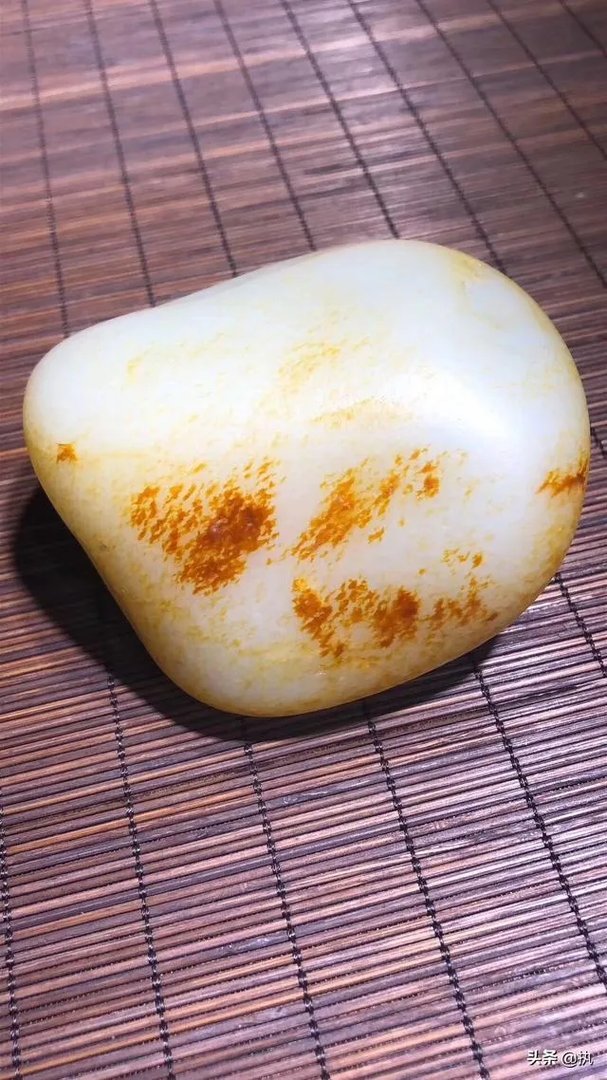 新手如何对和田玉羊脂玉鉴别？