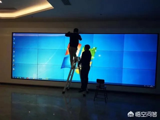 液晶拼接屏厂家都在深圳吗？