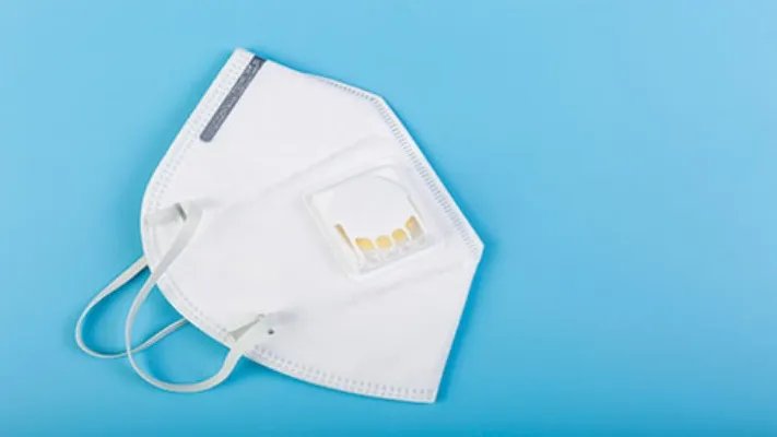 白色一次性口罩怎么分正反