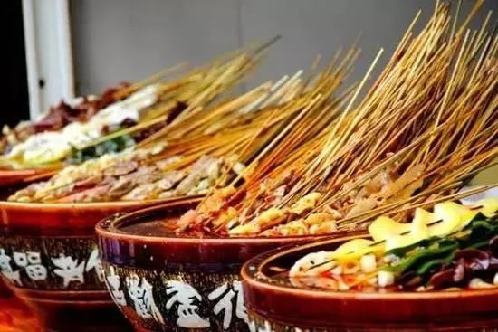 麻辣烫与串串有什么区别？