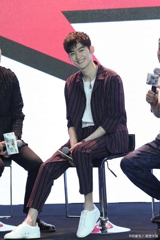 郑爽和张翰两人现在是怎样的关系？