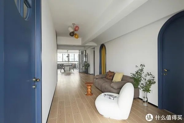 把电视请出家门，两房变三房！108㎡改造后，室内简约舒适