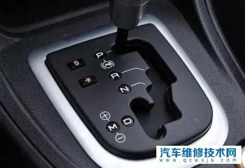  自动挡车上坡怎么操作？自动挡车上坡正确方法