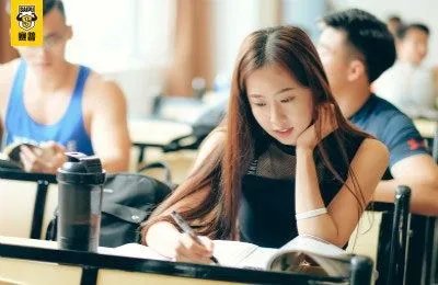 在北京当健身教练需要什么条件