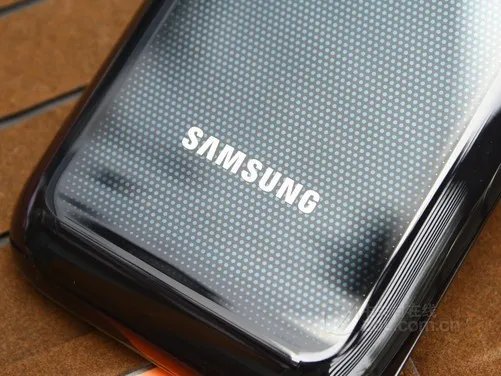 N8和iPhone 4谁更强 八大旗舰手机盘点