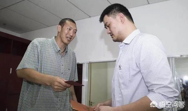 孙明明和姚明哪个高