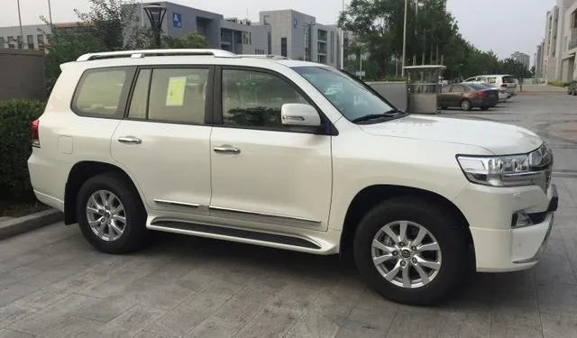 丰田兰德酷路泽已停产，它的实际油耗有多高？