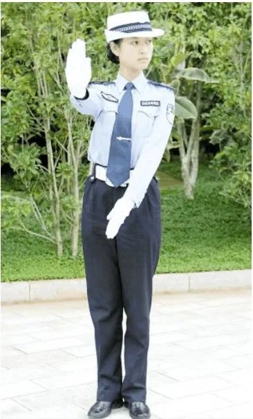 交通警察手势信号图解该怎么记忆