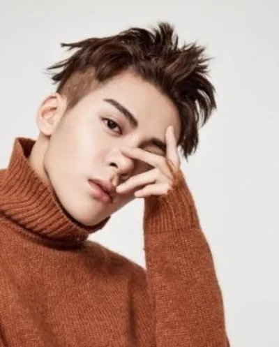 曾舜晞图片：杜天皓和曾舜晞两人什么关系长得好像