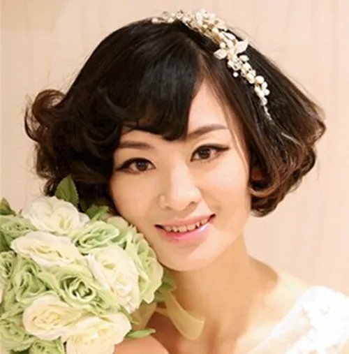 中短发新娘造型设计欣赏 百变新娘有哪些时尚装扮