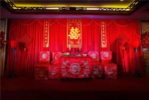 中式婚礼布置图片欣赏 中式婚礼现场怎样布置