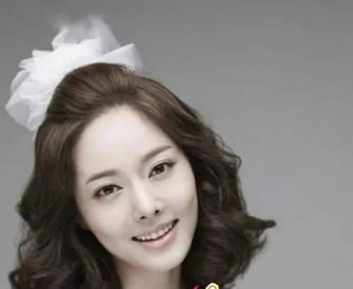 中短发新娘发型图片2017款  中短发新娘发型教程