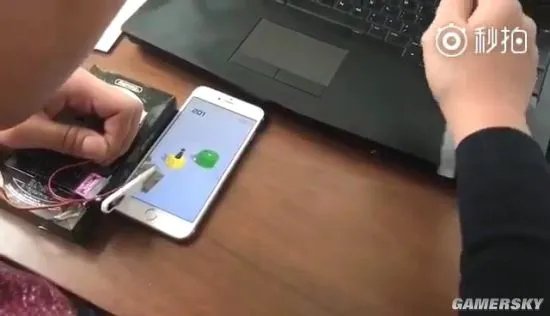 微信跳一跳小游戏惊现“物理外挂” 用法简直绝了