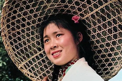 刘三姐黄婉秋多少岁