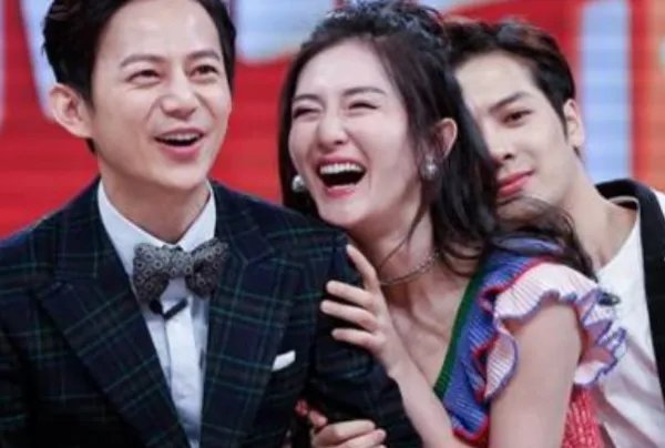 何炅和谢娜的关系是不是有点过了？