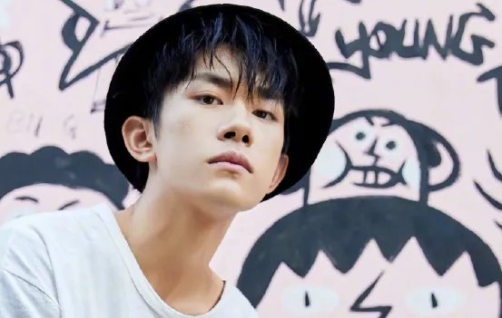 易烊千玺假期胖了10斤,假期长胖了的你是怎样的心理?