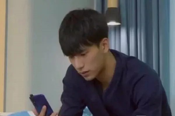 张天回应和陈奕辰的通话录音，作为男友应该对待女友过去的经历？