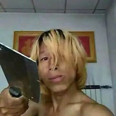 《英雄联盟》的主播小智到底长什么样子？有没有真实的照片？