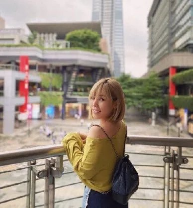 歌手李佳薇兼职房产中介，她都有过哪些作品？