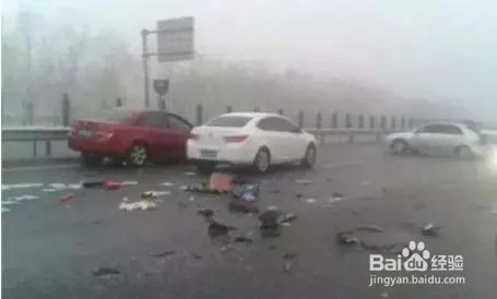 大雾天气开车应该注意什么？