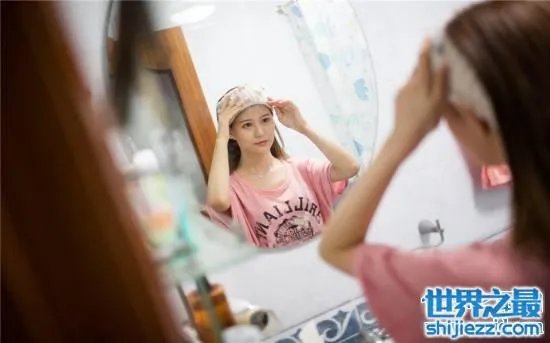 曝微笑苏小妍分手真相，苏小妍4p门事件(玩的真嗨) 