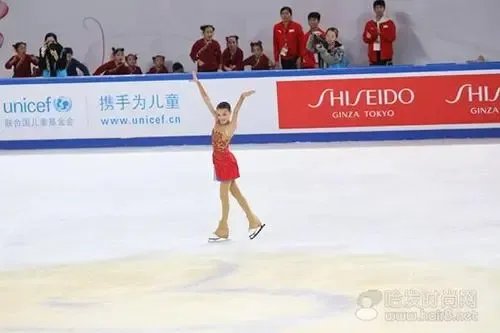 俄罗斯花滑三大套娃一娃更比一娃强,你如何评价俄罗斯选手的表现?