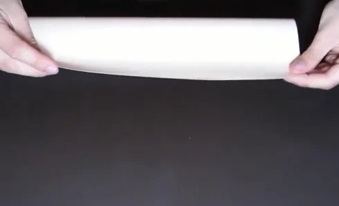 “开学第一课”中的歼15纸飞机怎么折