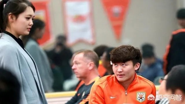 怎么评价山东鲁能的王彤，他的实力能胜任鲁能的主力右后卫吗？