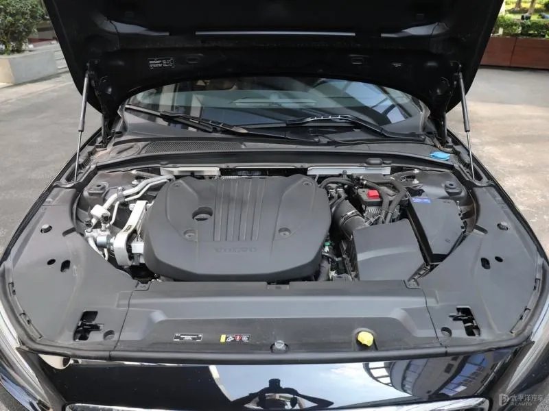 沃尔沃S90三厢最低多少钱？沃尔沃S90报价