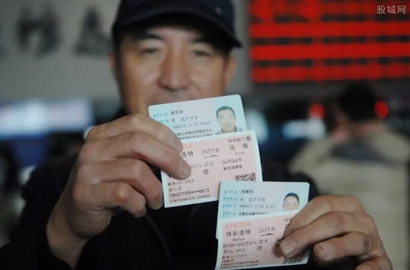 春运机票火车票退改签须知来了 退票费怎么收？