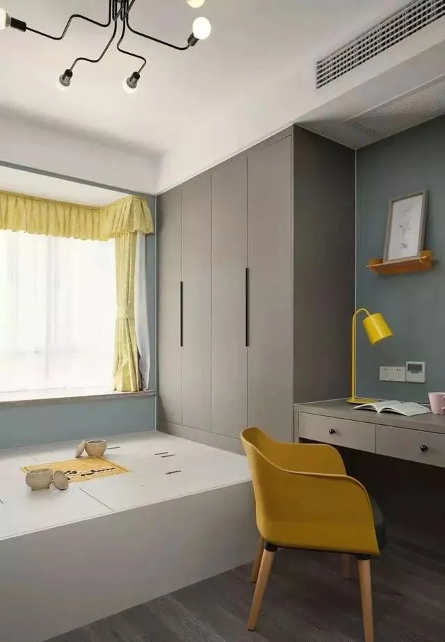 小户型≠蜗居！35款卧室榻榻米设计，太实用了！