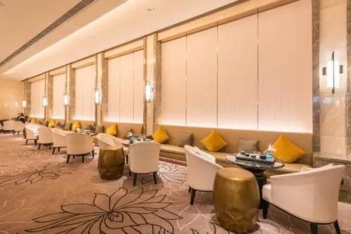 五星酒店回应网传名媛拼单，你觉得酒店有必要做回应吗？