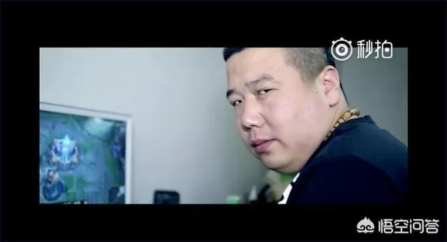 《英雄联盟》的主播小智到底长什么样子？有没有真实的照片？