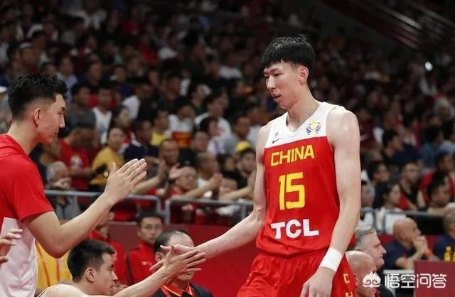 中国对波兰男篮赛