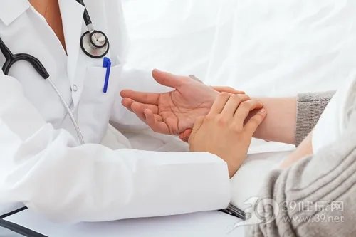 丰胸乳液的使用及效果讲解