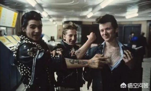 有哪些擅长以地铁为场景拍照的摄影师？