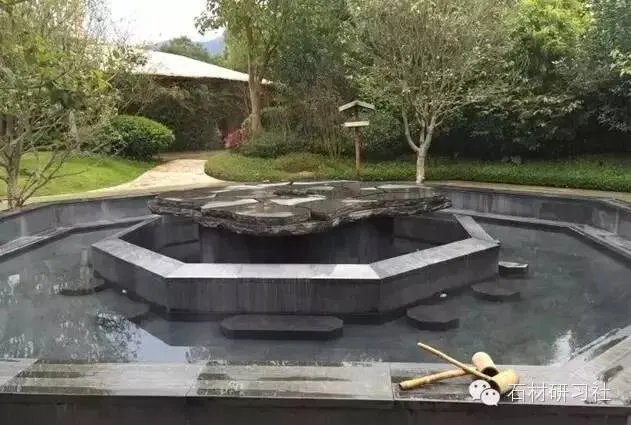 G654芝麻黑石材装饰应用案例