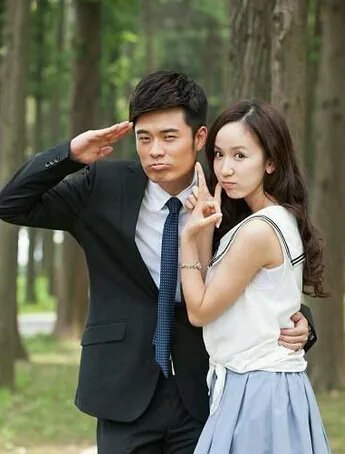 百里挑一迎来爱情公寓主演 陈赫与娄艺潇现场频频调侃对方