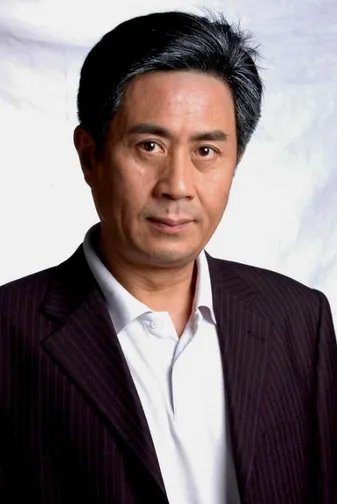 演员郭凯敏的现任妻子是谁？ 两人情史曝光