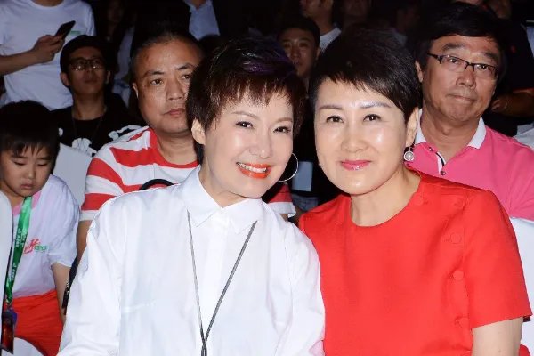 周艳泓最经典的歌是哪些？