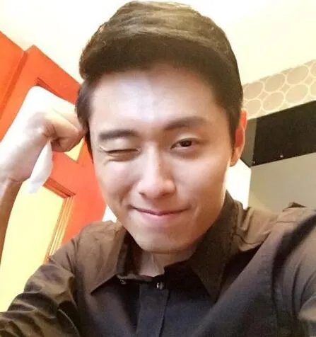 张嘉倪现任男友买超背景身份曝光 堪称绝对的高富帅