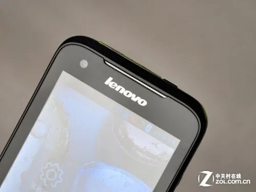 IP67三防+双核 联想乐Phone A660评测