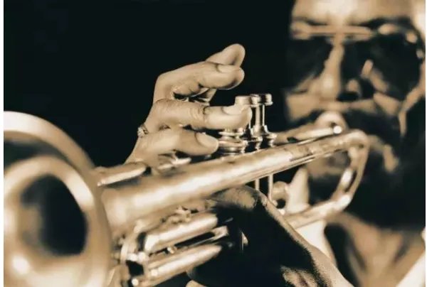 十大经典必听爵士乐中文