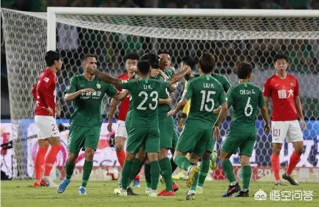 马德兴吐槽:恒大投机成性，靠归化！拿冠军也无意义！中超联赛已经变味！你同意吗？