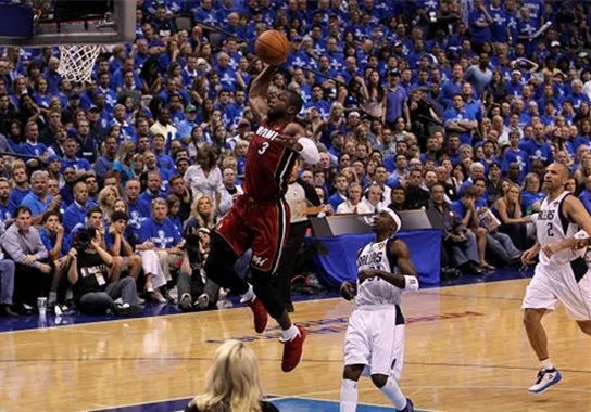 韦德过人集锦高清大放送 用速度诠释真理