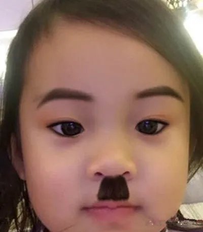 贾乃亮甜馨图片笑料百出 坑娃神爹又发功笑喷网友