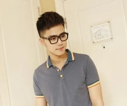 两边剃光的最帅气发型是什么发型