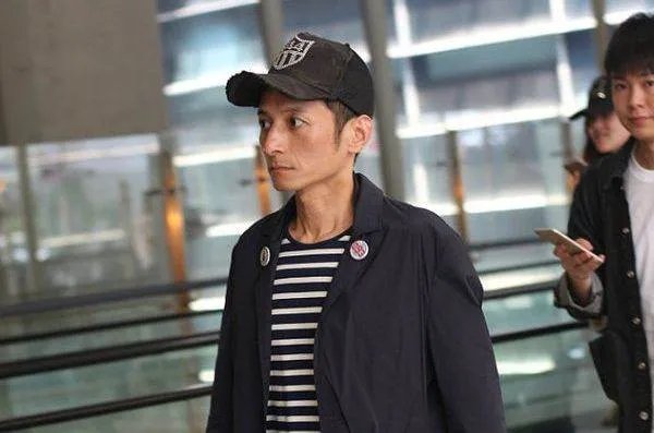 李维嘉之前暴瘦是因为和龙丹妮分手吗？